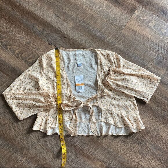 Sadie & Sage Top Ruffle Tie Front NEW Festival Sexy - Picture 7 of 9